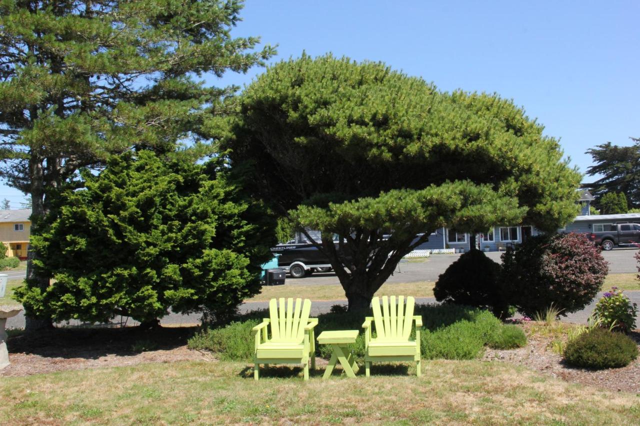 Mariners Cove Inn Westport Exterior photo