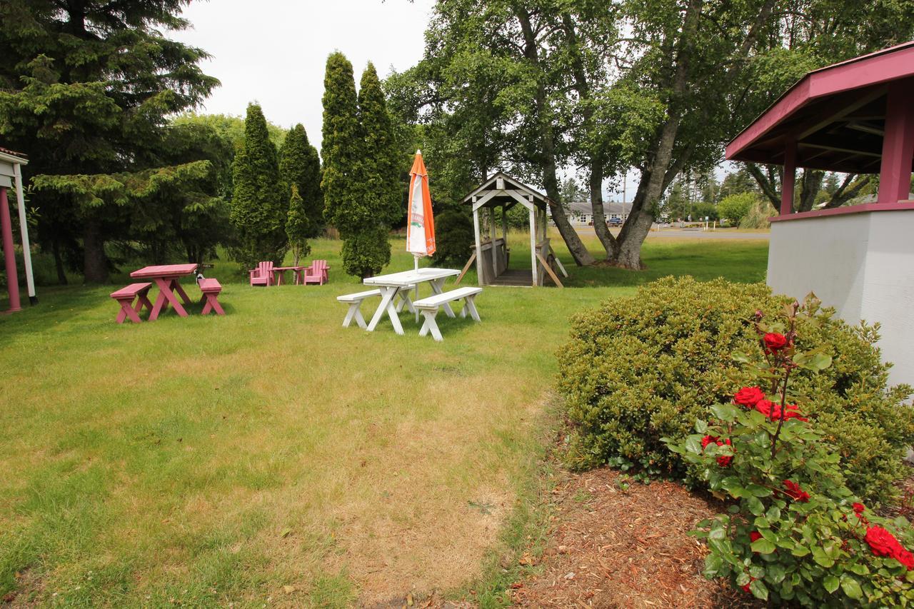 Mariners Cove Inn Westport Exterior photo